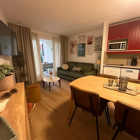 Apartment Cocoon Albatros, Golf View, Pool, Pine Trees And Ocean *